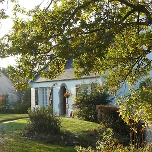 A L'ombre Des Pommiers Guest house